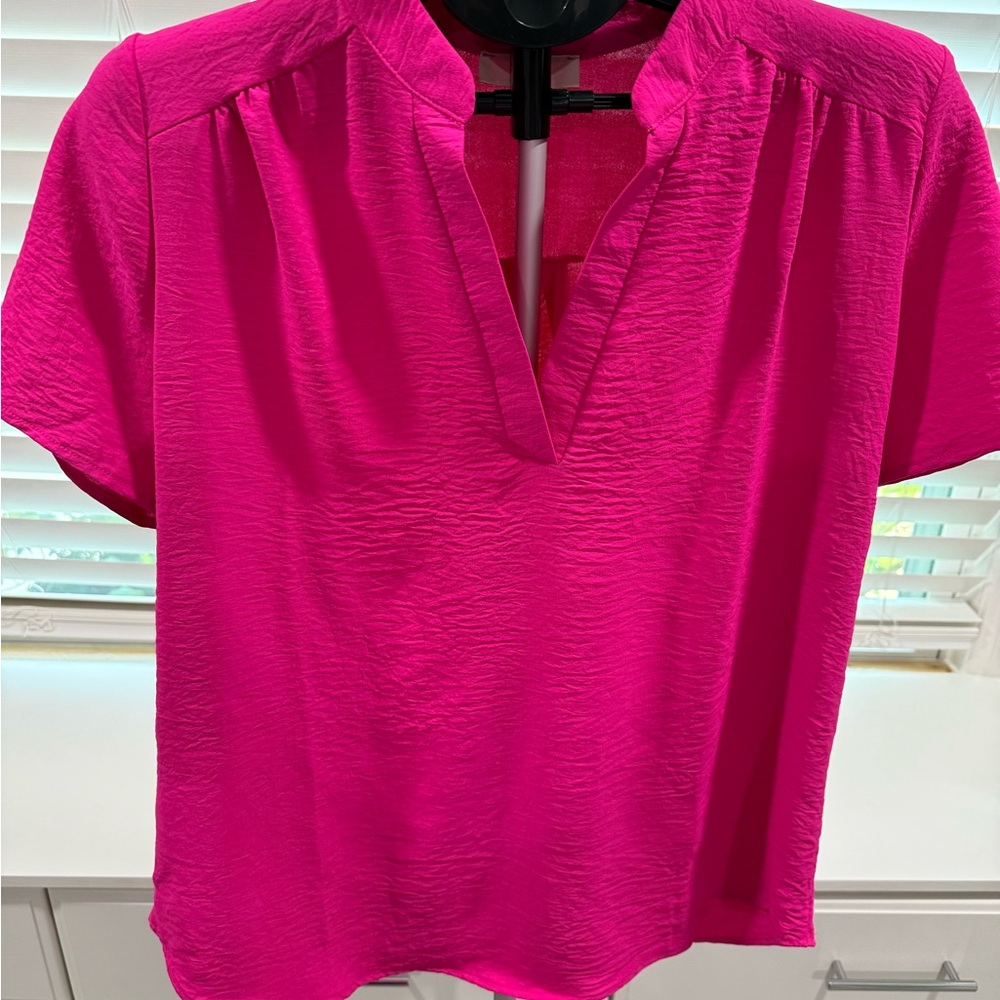 Entro  Vibrant Fuchsia Short Sleeve V-Neck Blouse